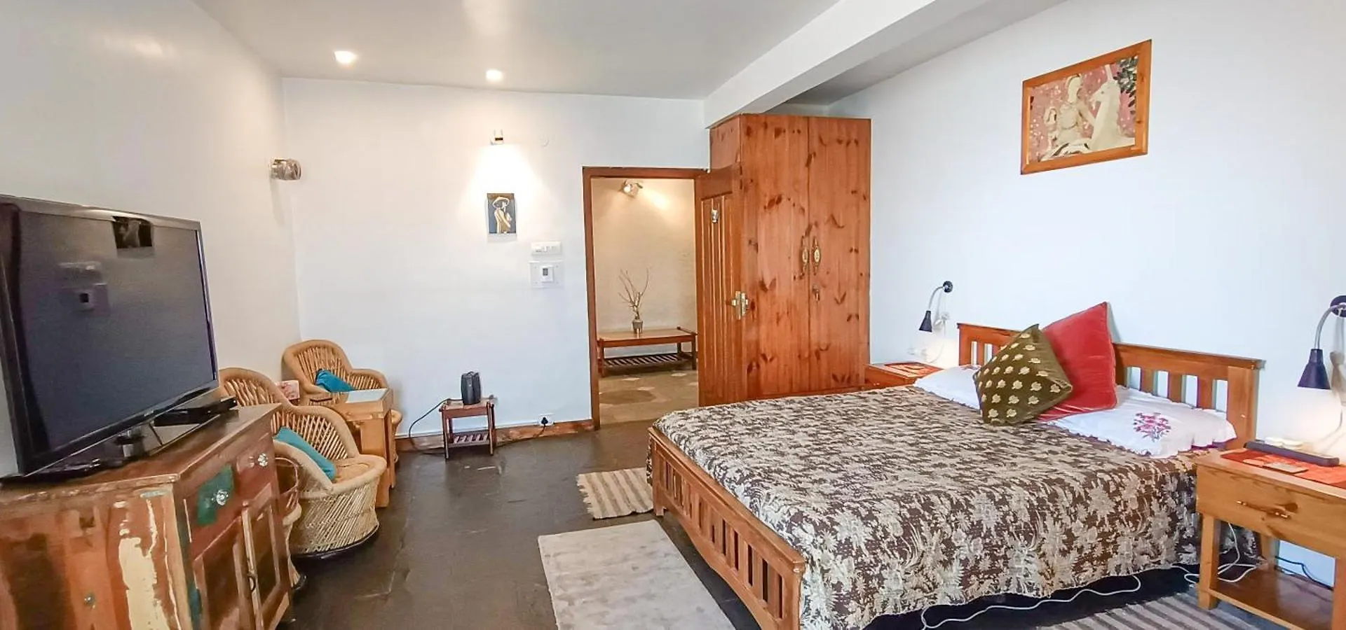 Saroga Woods Home Stay Shimla 0*,