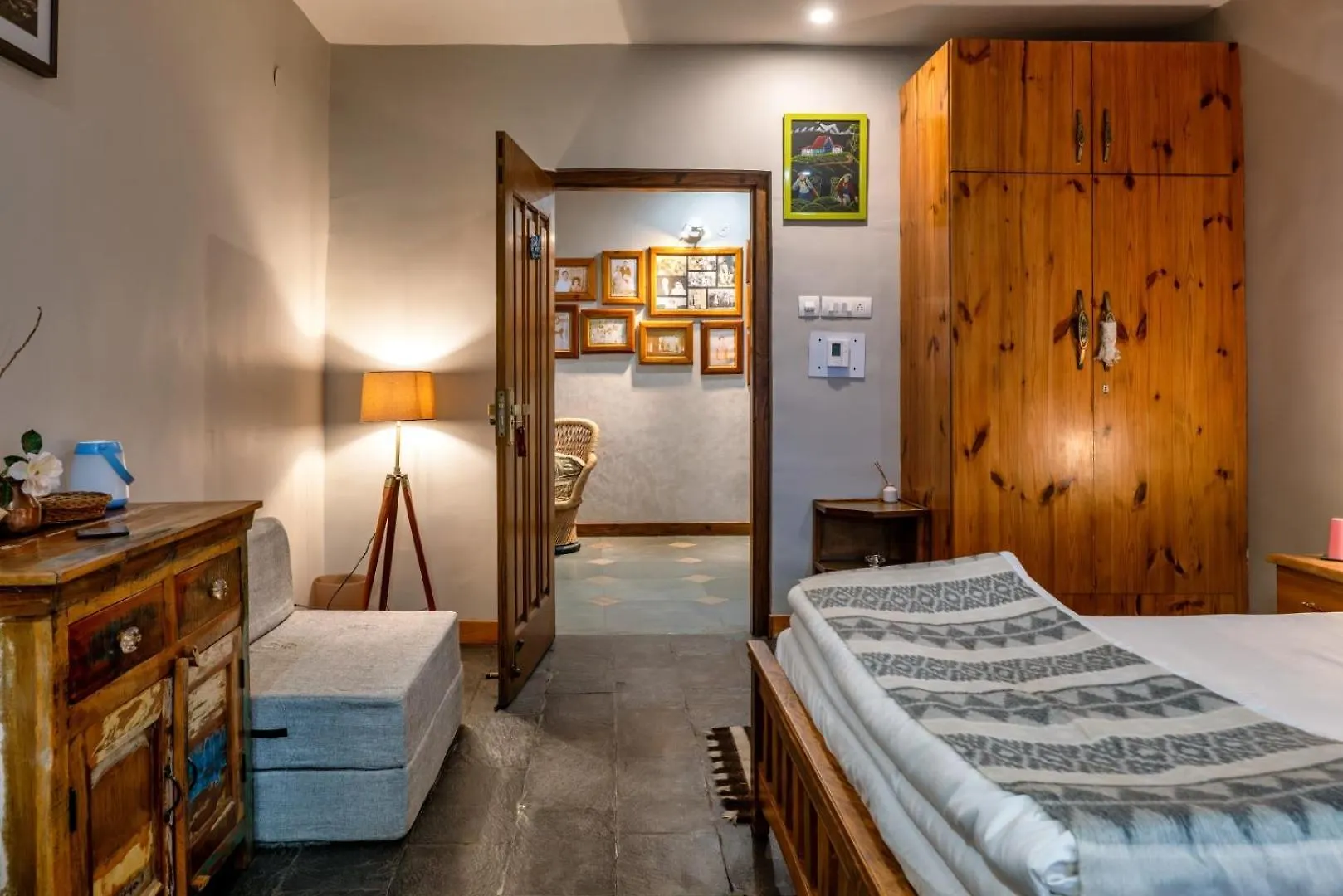 Saroga Woods Home Stay Shimla Homestay