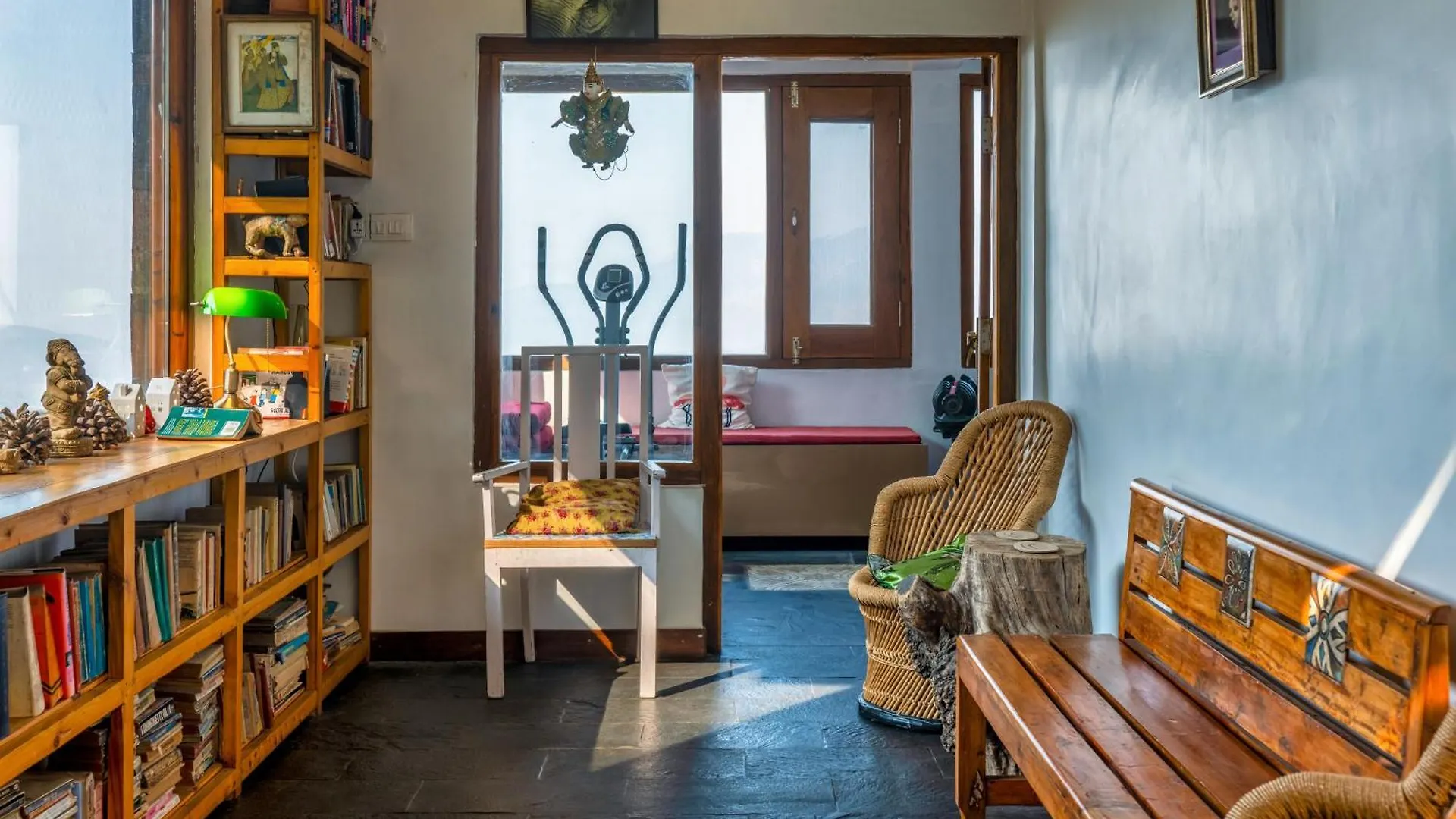 Saroga Woods Home Stay Shimla 0*,  India